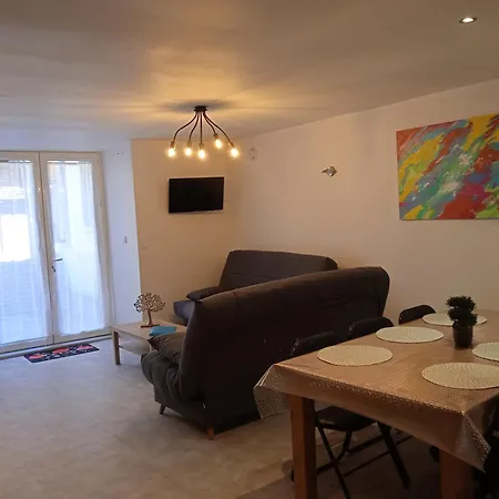 Maurice Apartament